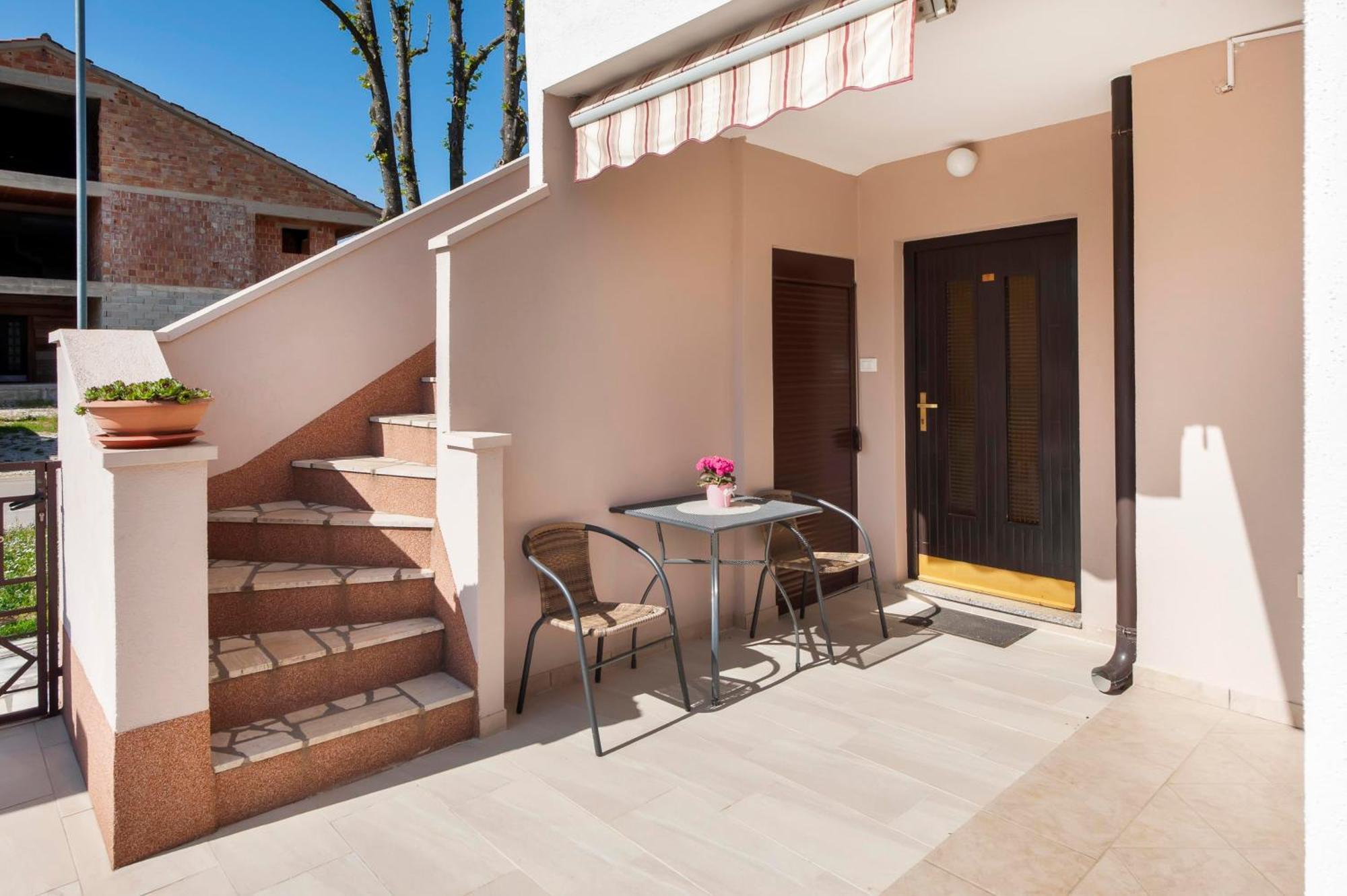 Apartments Pataj โรวีน ภายนอก รูปภาพ